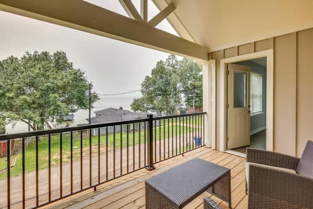 Vacation Home Lake Livingston! Onalaska Exteriör bild